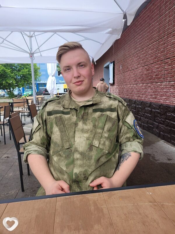 Антон, 25, Москве — анкета №946043