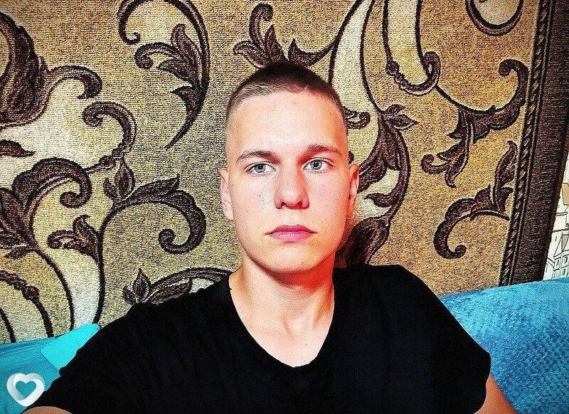 Влад, 20, Уссурийске — анкета №946542