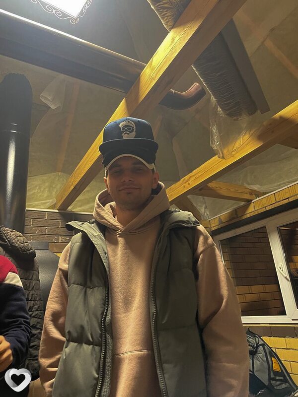 Влад, 27, Губкине — анкета №946585