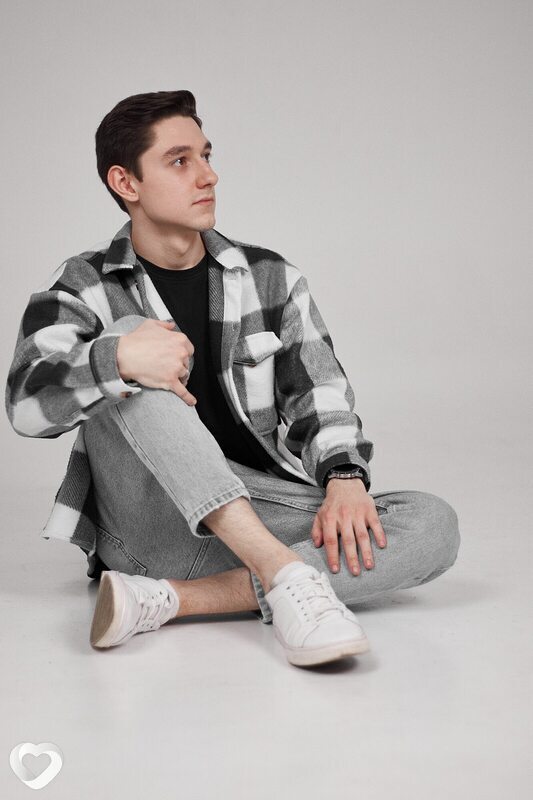 Олег, 22, Ростове-на-Дону — анкета №946862