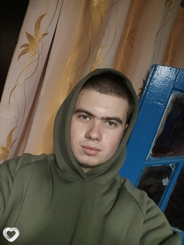 Денис, 23, Клинцах — анкета №946866
