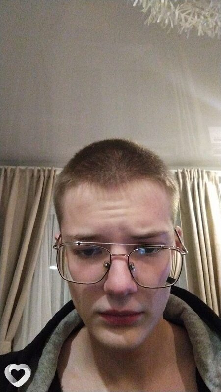 Артем, 21, Курске — анкета №947115