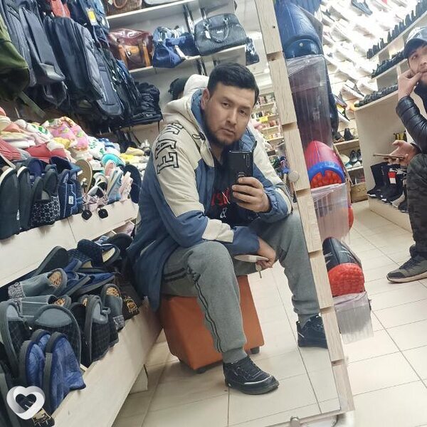 Ильяс, 31, Москве — анкета №947297