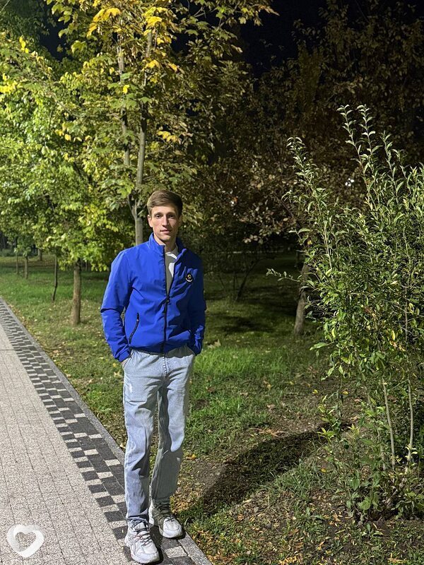 Илья, 27, Таганроге — анкета №947224