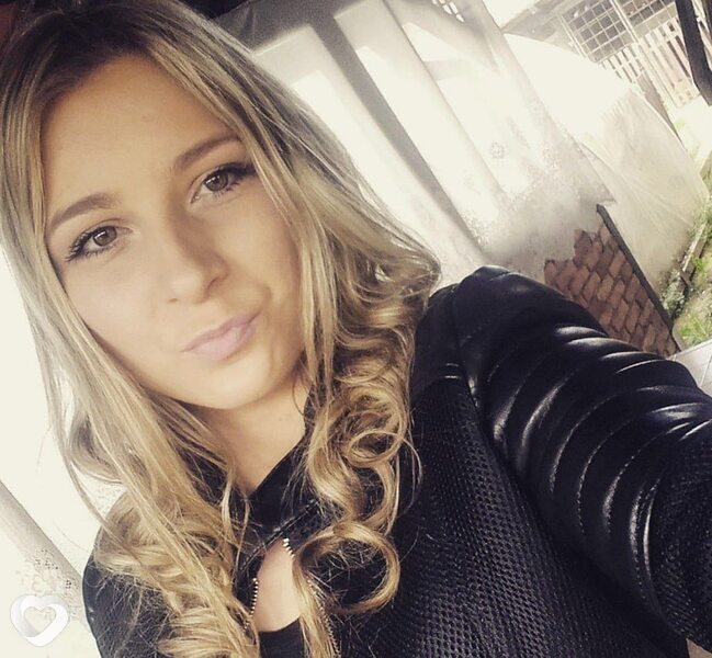 Вика, 21, Москве — анкета №947825