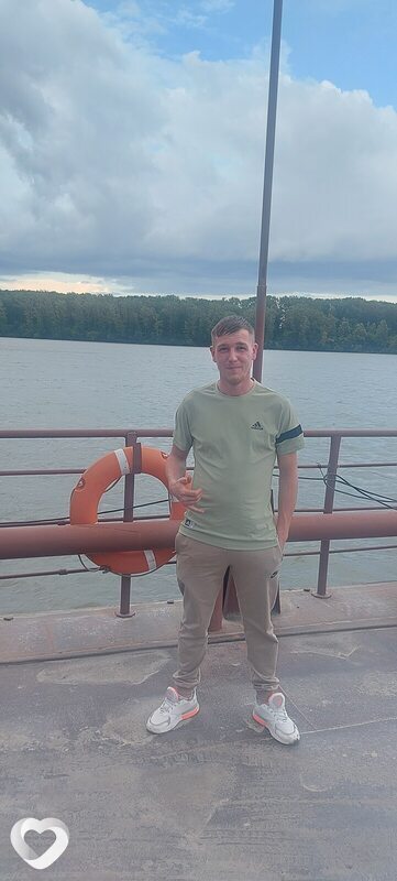 Евгений, 26, Ханты-Мансийске — анкета №947859