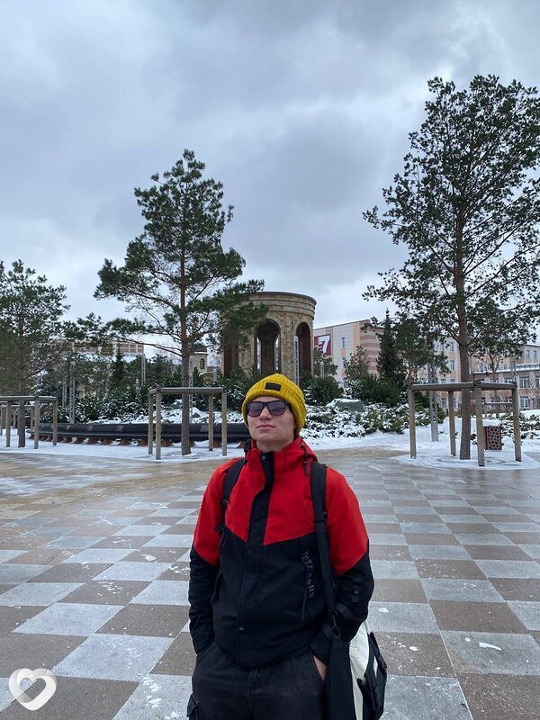 Артëм, 23, Москве — анкета №947995