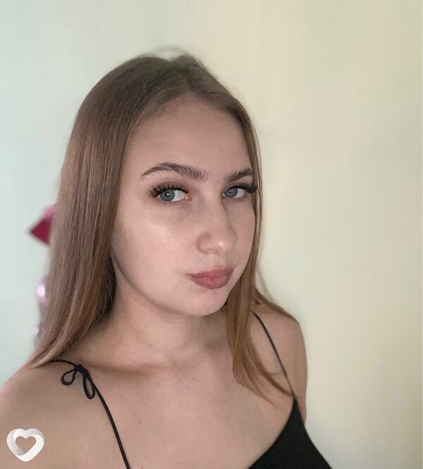 Виктория, 22, Барнауле — анкета №948422