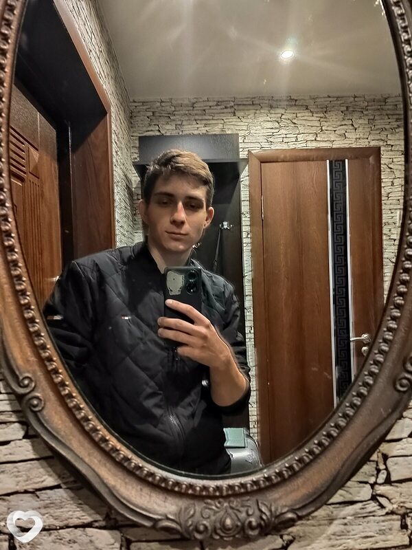 Григорий, 22, Москве — анкета №948575