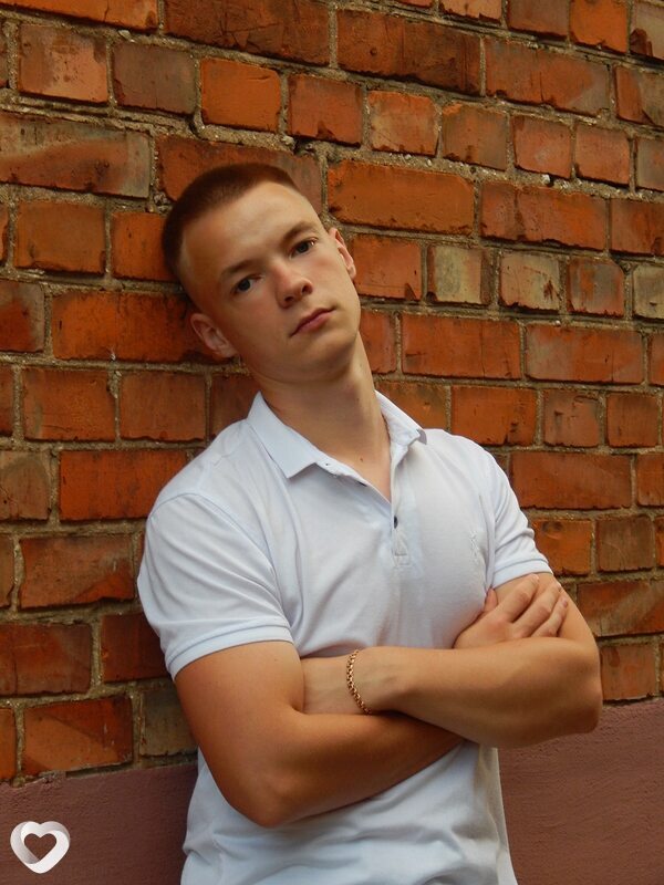 Илья, 21, Минске — анкета №948733