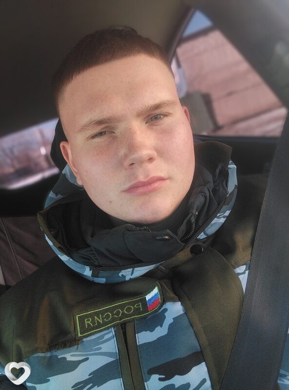 Саша, 23, Москве — анкета №948957