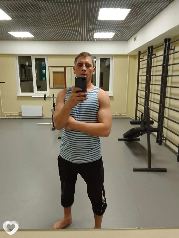 Михаил, 27, Москве — анкета №949386