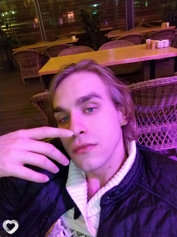 Анатолий, 25, Благовещенске — анкета №950075