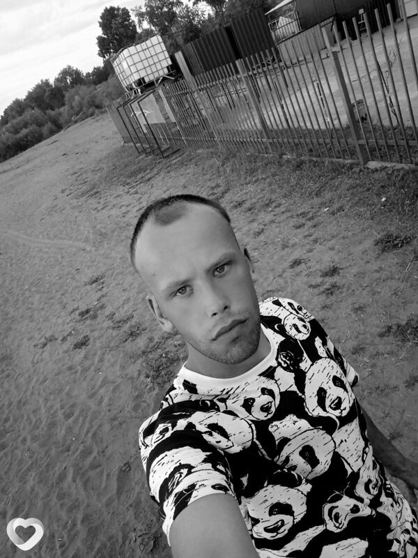 Валентин, 27, Котласе — анкета №950462