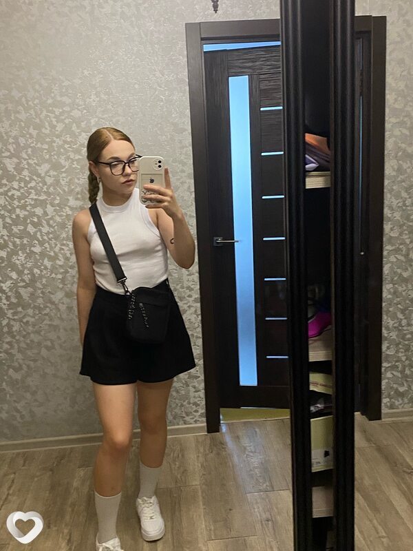 Аня, 21, Минске — анкета №950808