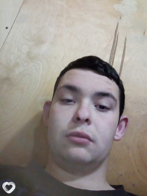 Кирилл, 21, Коврове — анкета №951026