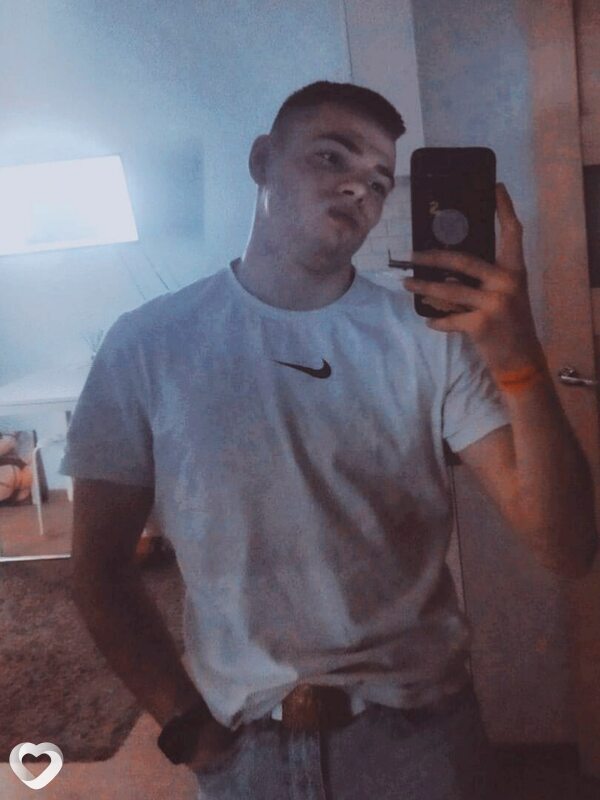 Дима, 23, Москве — анкета №950976