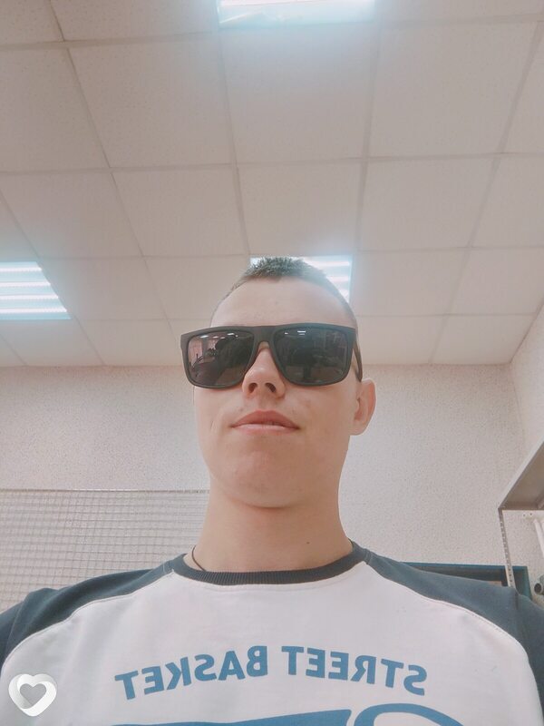 Илья, 21, Твери — анкета №950925