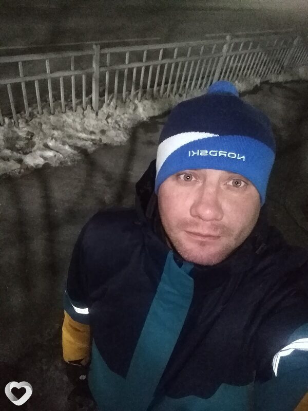 Михаил, 35, Карпинске — анкета №950947