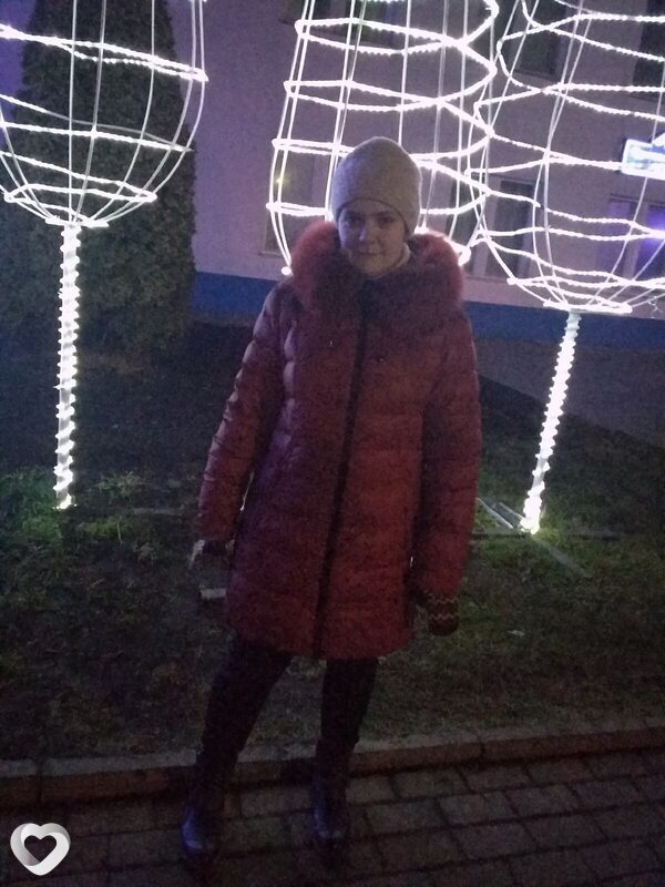 Елена, 26, Дятлове — анкета №951445