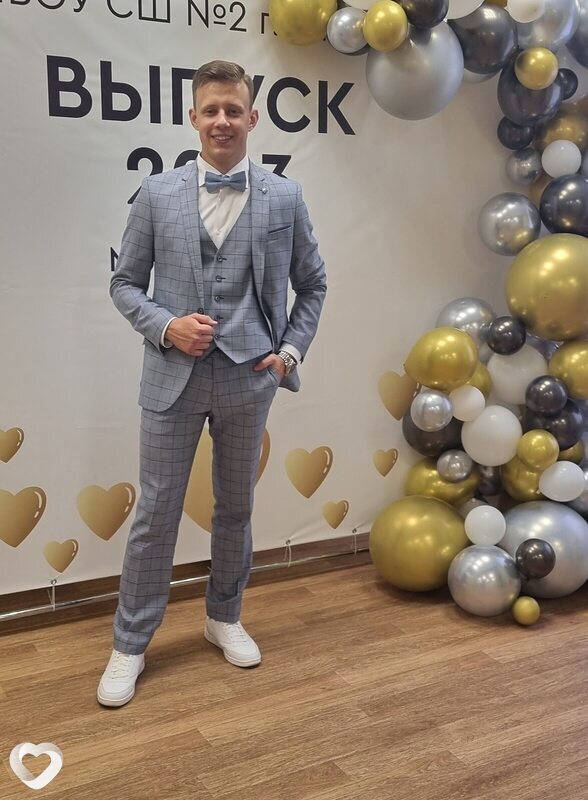 Иван, 21, Смоленске — анкета №951573