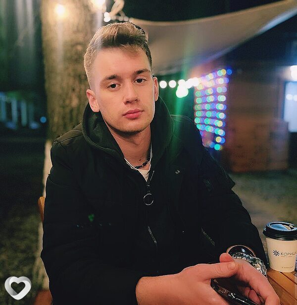 Олег, 29, Адлер — анкета №952549