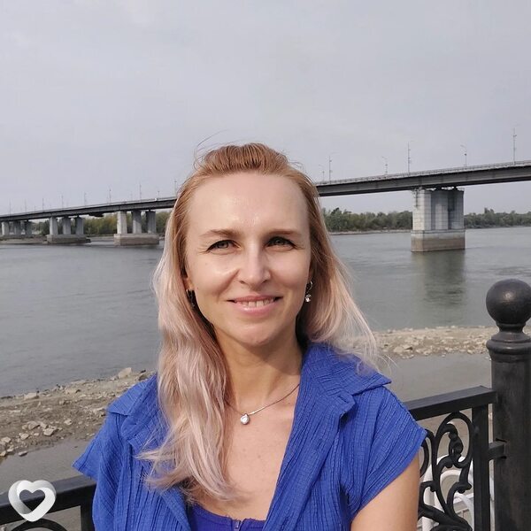 Ирина, 30, Камени-на-Оби — анкета №953579