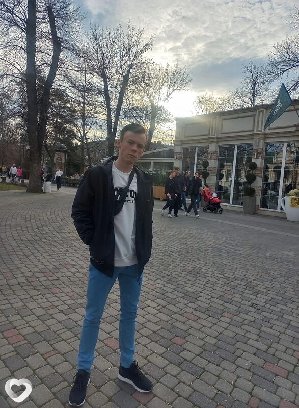 Алексей, 22, Екатеринбурге — анкета №953595
