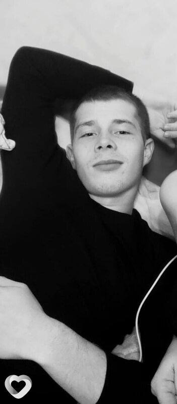 Максим, 23, Москве — анкета №954638