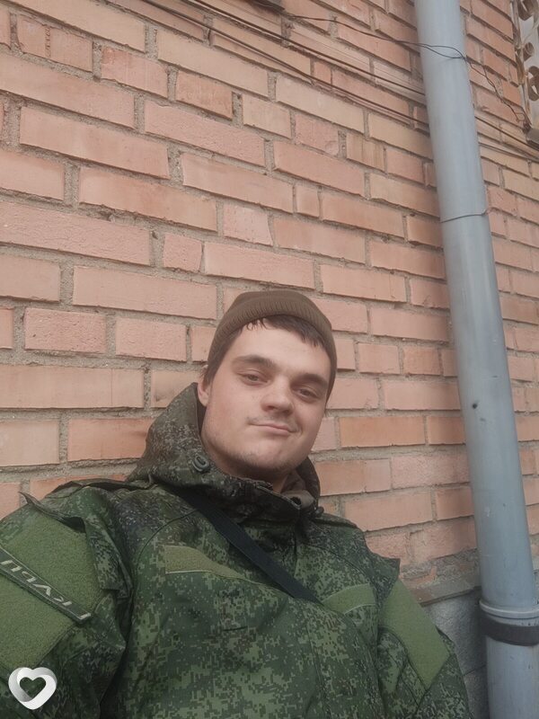 Лёха, 23, Горловке — анкета №955412