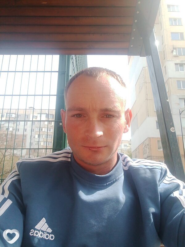 Артём, 34, Симферополе — анкета №956321