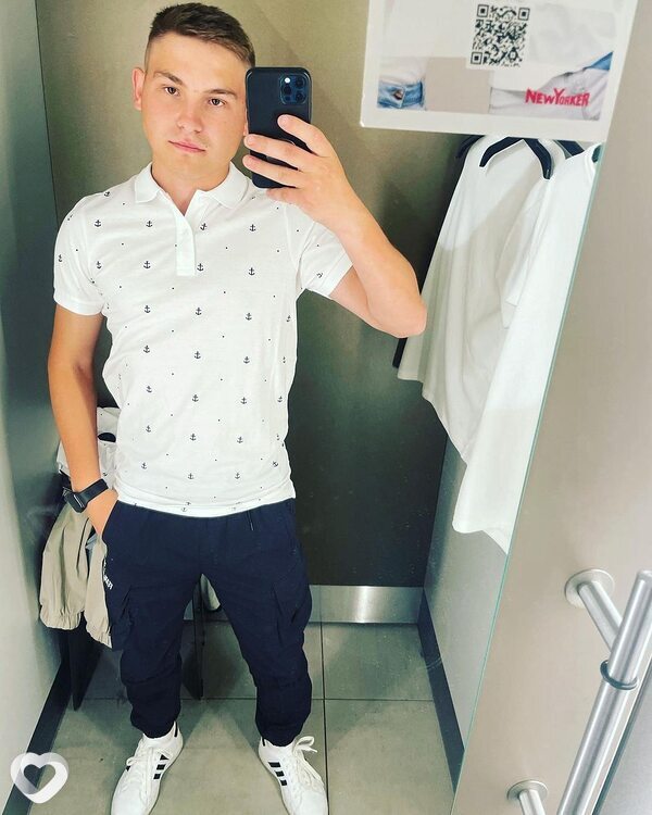 Александр, 27, Москве — анкета №956122