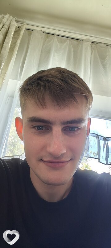 Valeriy, 22, Улан-Удэ — анкета №956162