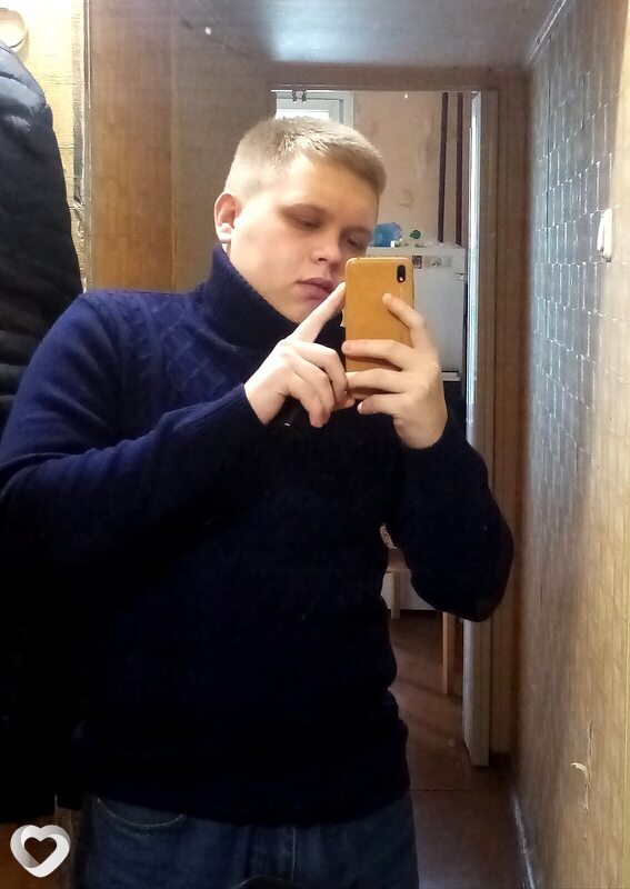 Олег, 23, Москве — анкета №956542