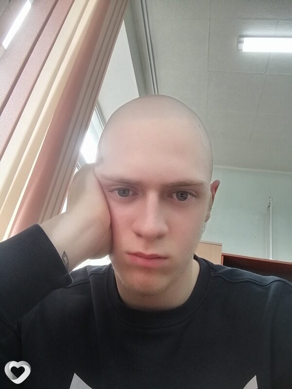 Иван, 21, Москве — анкета №956869
