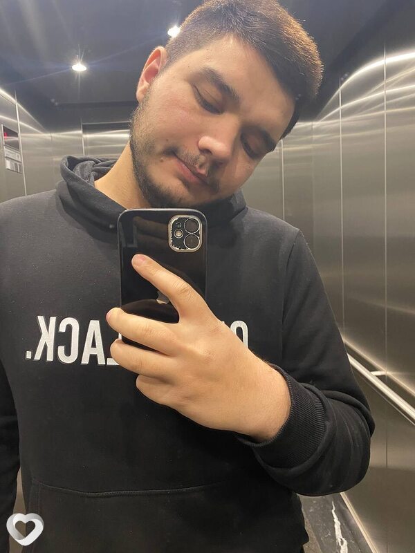 Тим, 26, Москве — анкета №957018