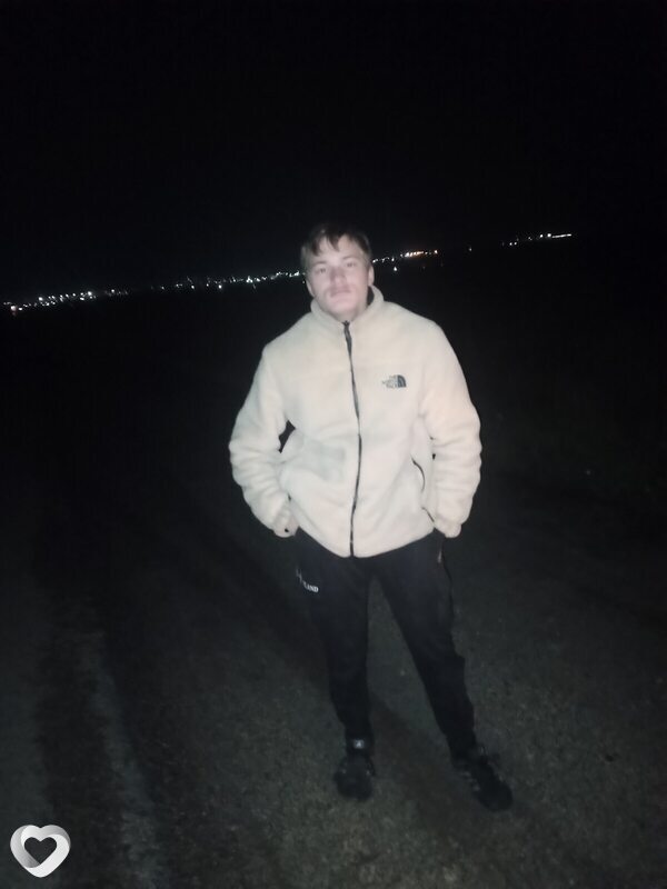 Диман, 26, Москве — анкета №957297