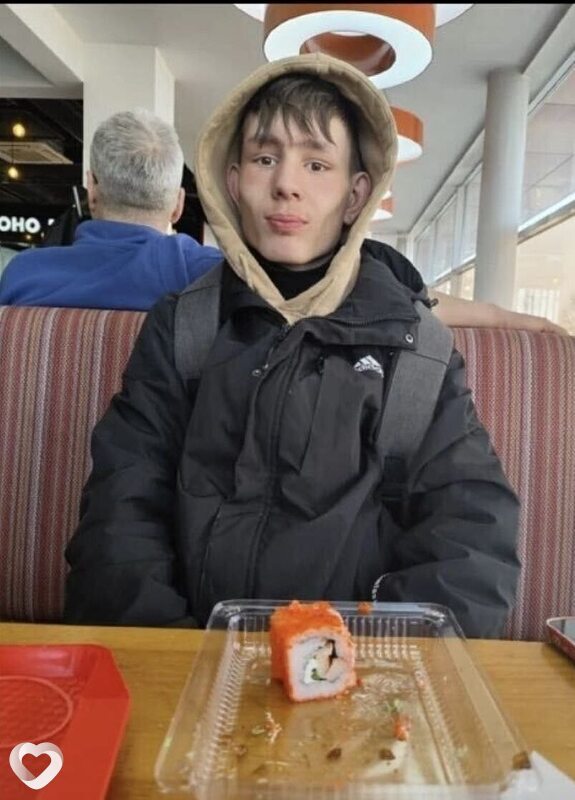 Андрей, 22, Усолье-Сибирское — анкета №957429