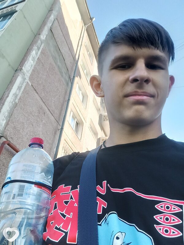 Илья, 20, Красноярске — анкета №957866
