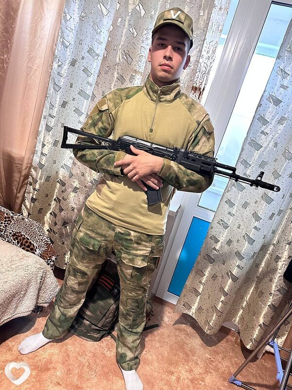 Кирилл, 22, Москве — анкета №958312