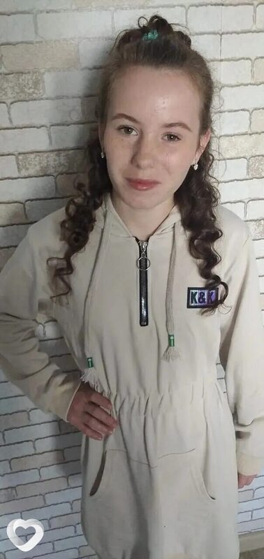Анна, 25, Артеме — анкета №958353