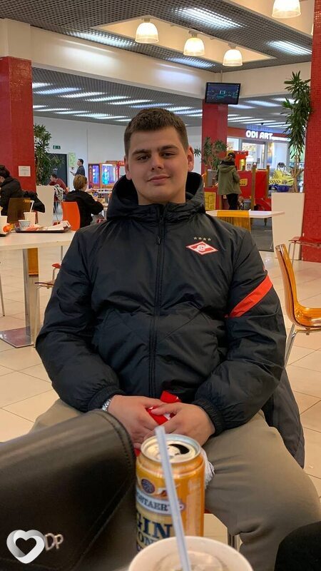 Александр, 21, Москве — анкета №958494