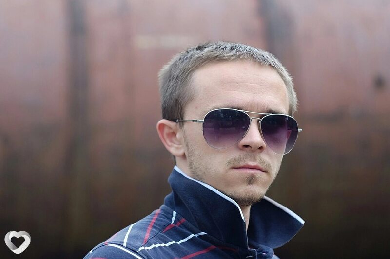 Александр, 31, Минеральных Водах — анкета №959085