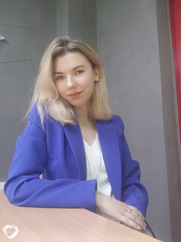 Яна, 25, Свердловске — анкета №959172