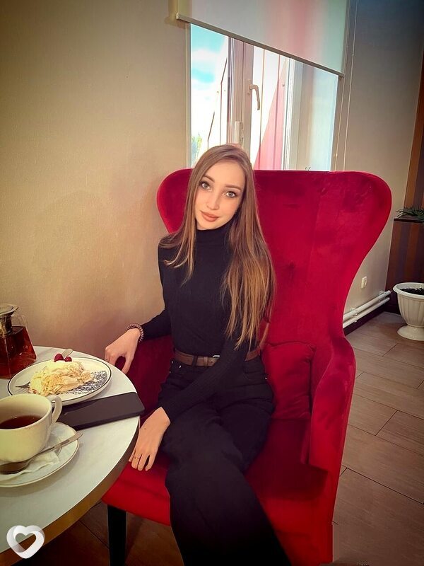 Лия, 28, Новороссийске — анкета №959420