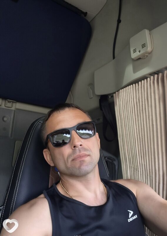 Олег, 42, Омске — анкета №959773