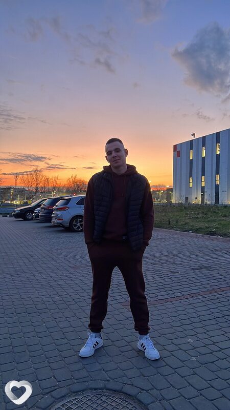 Yarik, Краков