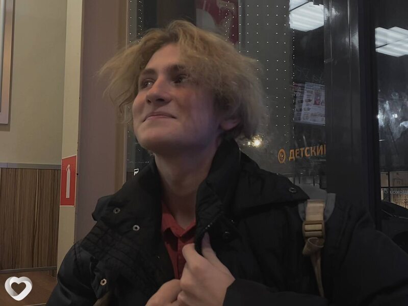 Александр, 21, Москве — анкета №959348