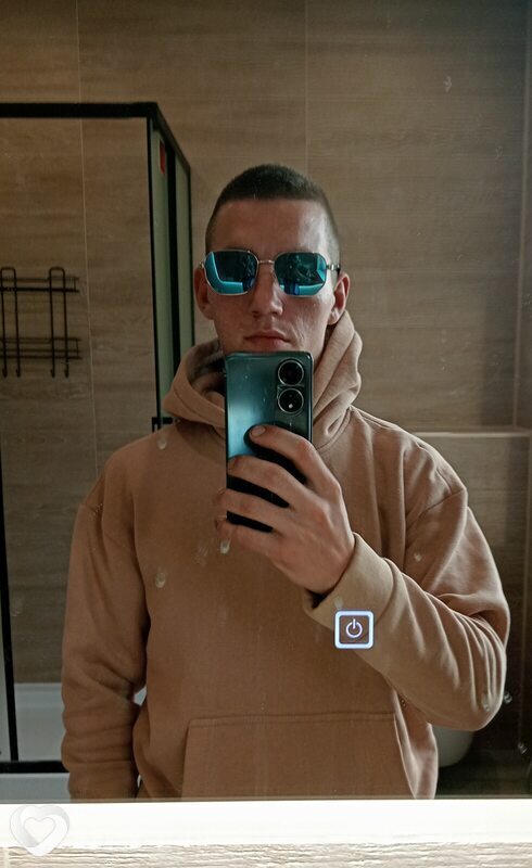 Александр, 23, Москве — анкета №960376