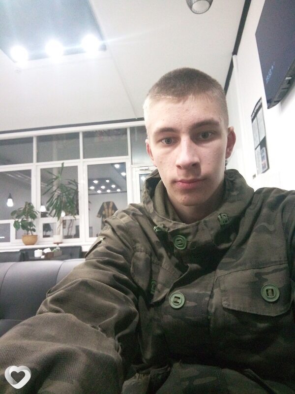 Дмитрий, 20, Оренбурге — анкета №960778